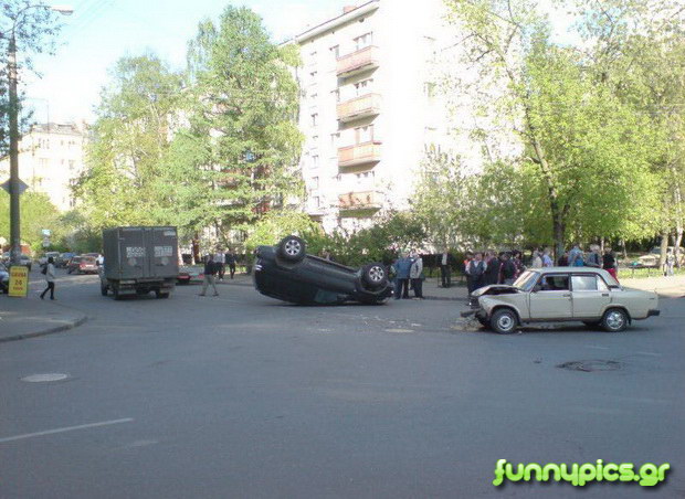 Lada Εναντίον Land Cruiser